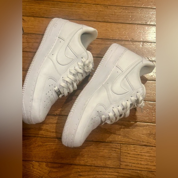 Nike Air Force 1 Low '07 Triple White CW2288-111 Men's Size 9 - Picture 9 of 13